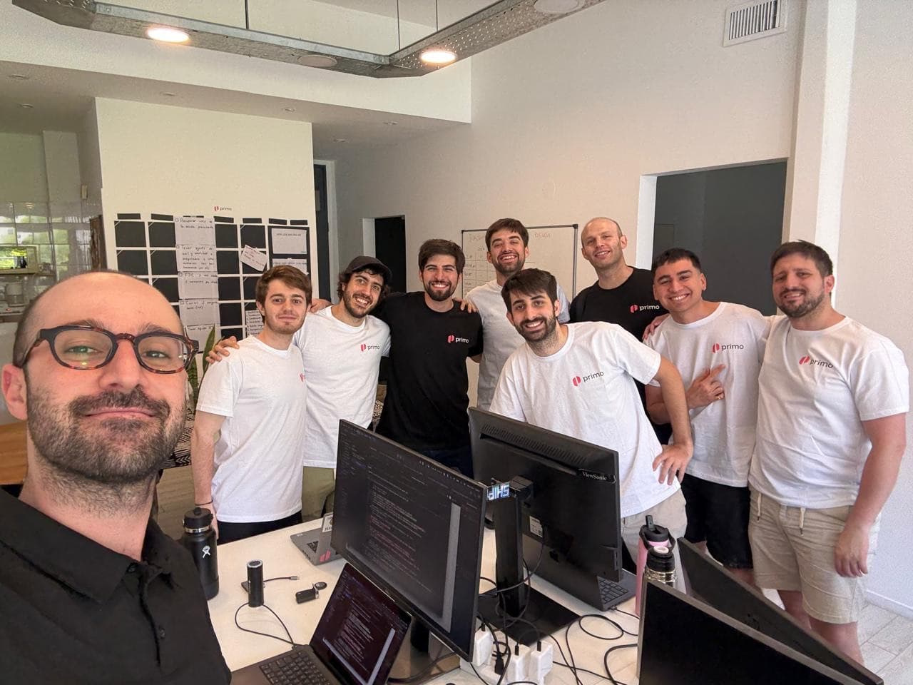 El equipo de Primo