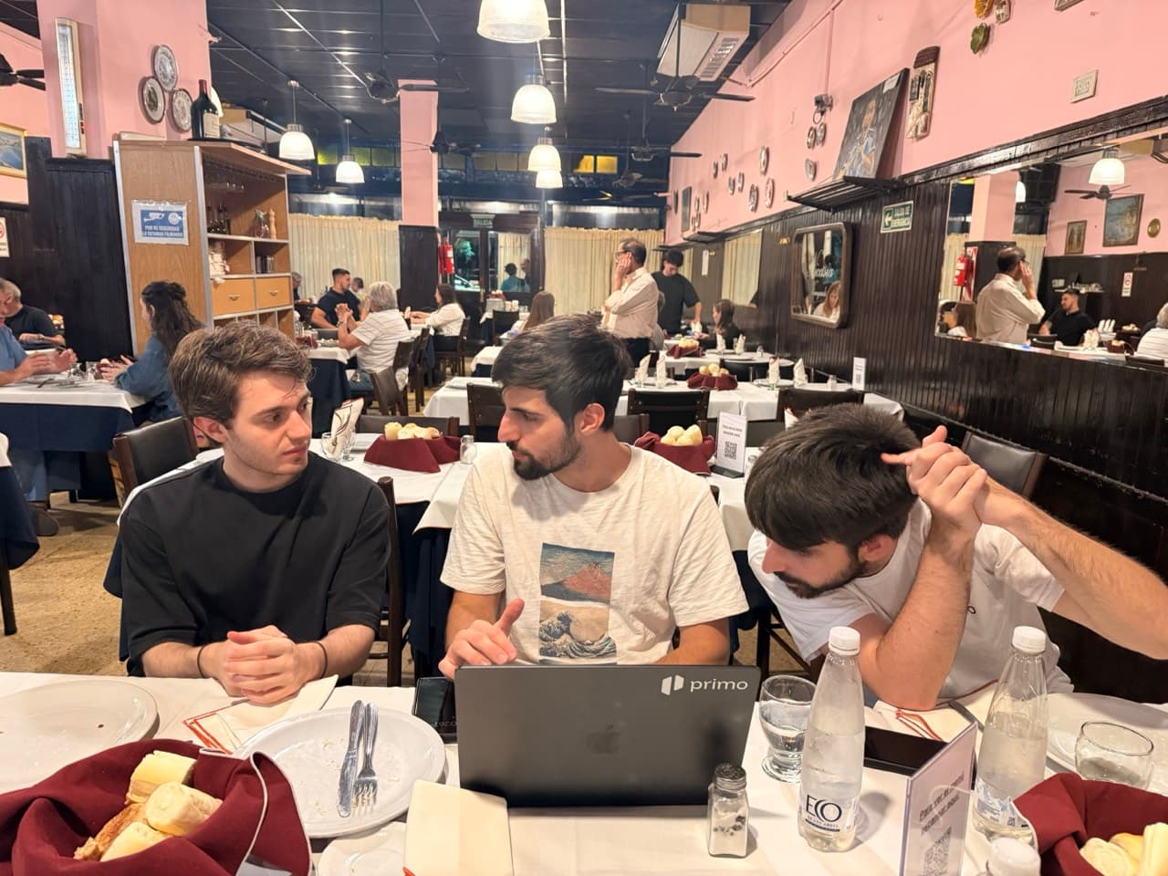 El equipo de Primo