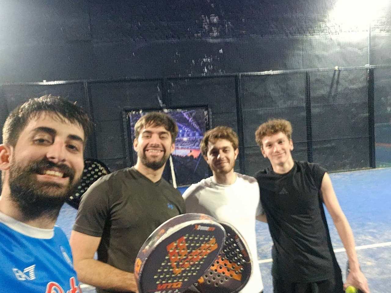 El equipo de Primo